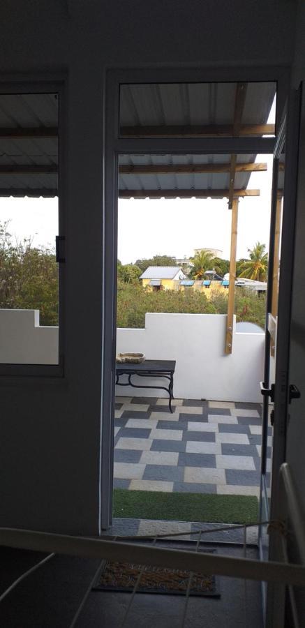 Corinne Villa A 300M From The Beach Grand Baie Exteriör bild