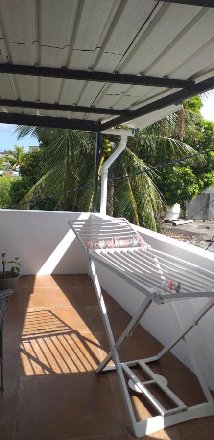 Corinne Villa A 300M From The Beach Grand Baie Exteriör bild